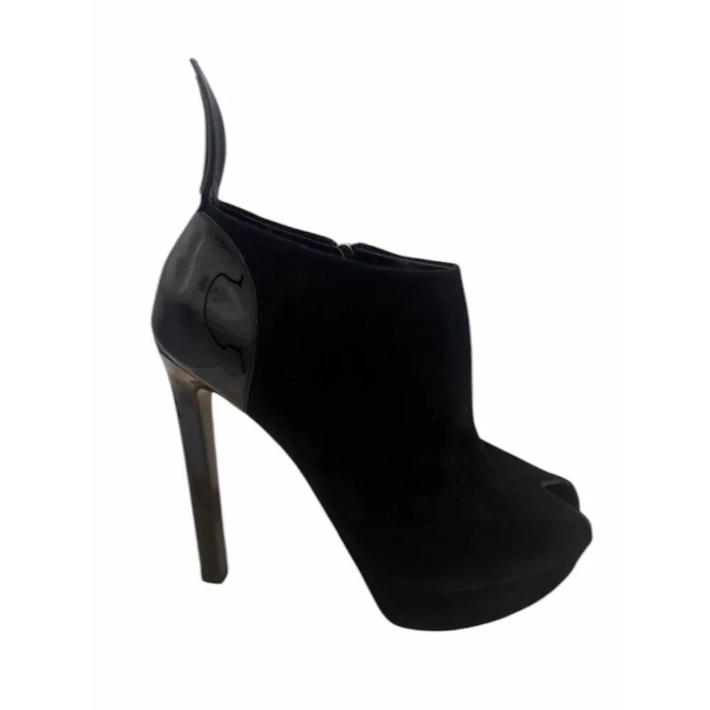 Louis Vuitton Temptation Ankle Boots Size 37.5/ US 7.5